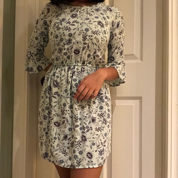 This is a short, flowy, flower patterned dress from GAP. - Picture 2 of 5